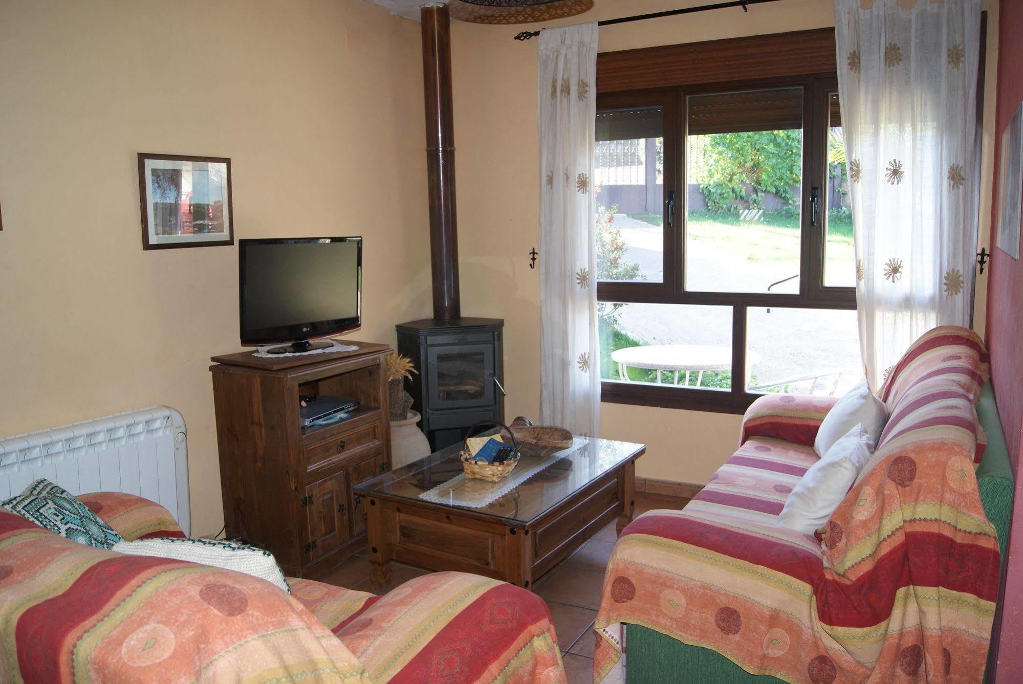 Casas Rurales Arroal Sotoserrano エクステリア 写真